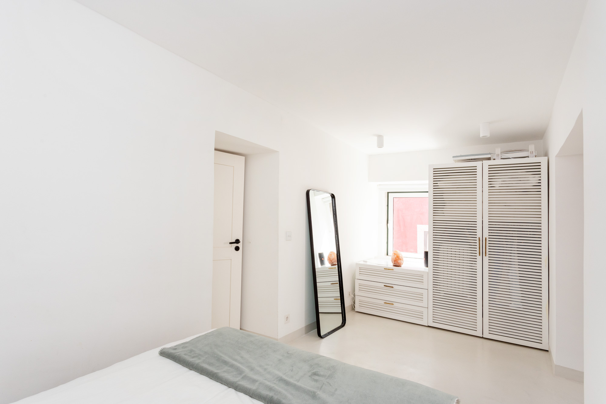 Secondary picture of VENDE | APT T1 | PRAÇA DAS FLORES